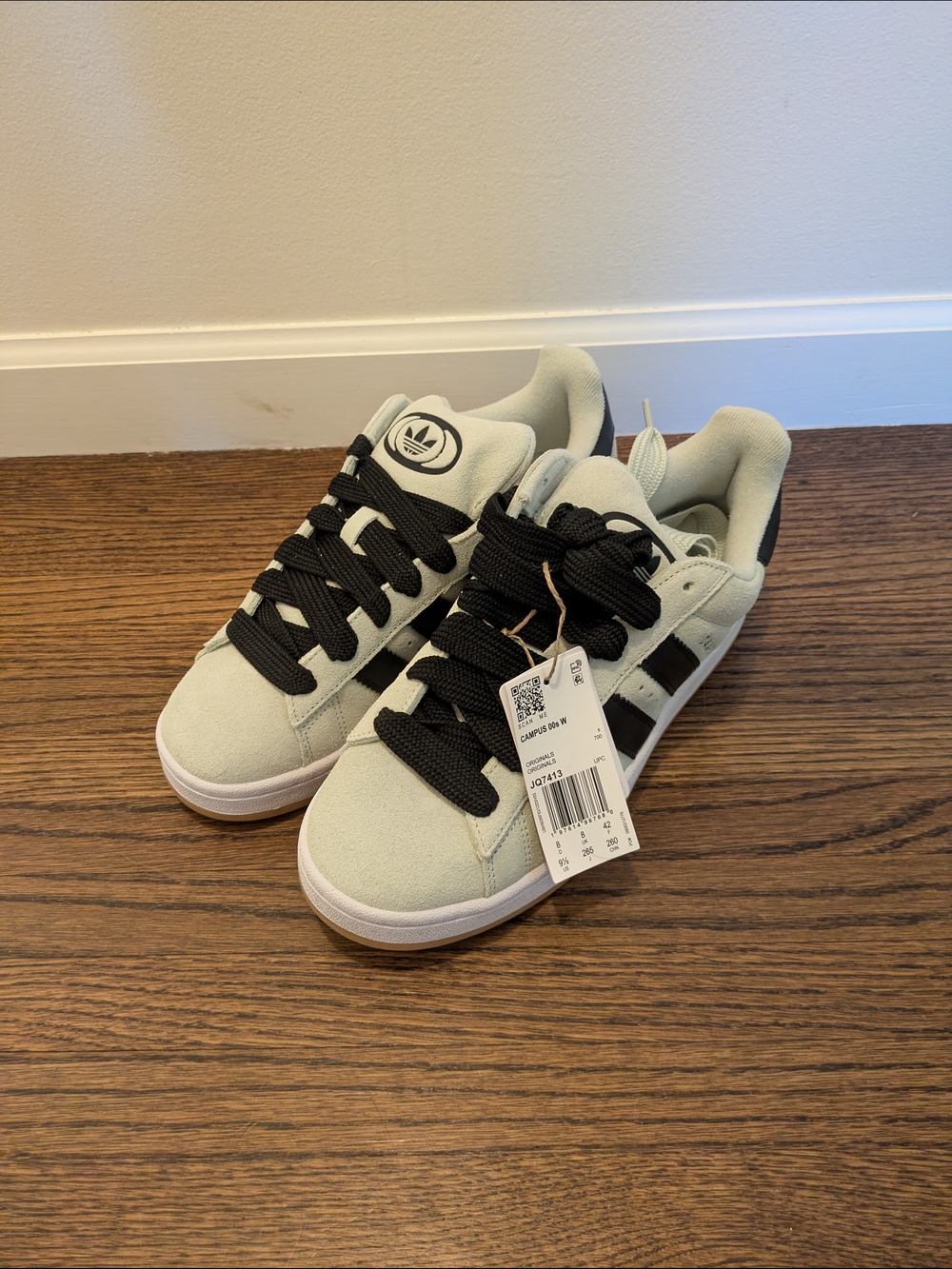 NWT Adidas Campus 00s Light Green Suede Sneakers with Black Stripes